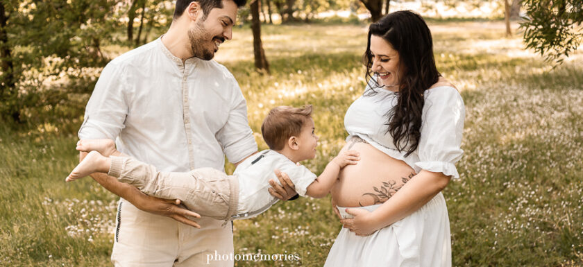 fotografi gravidanza neonato monza brianza, servizio fotografico famiglia monza milano, book fotografico maternity newborn famiglia monza