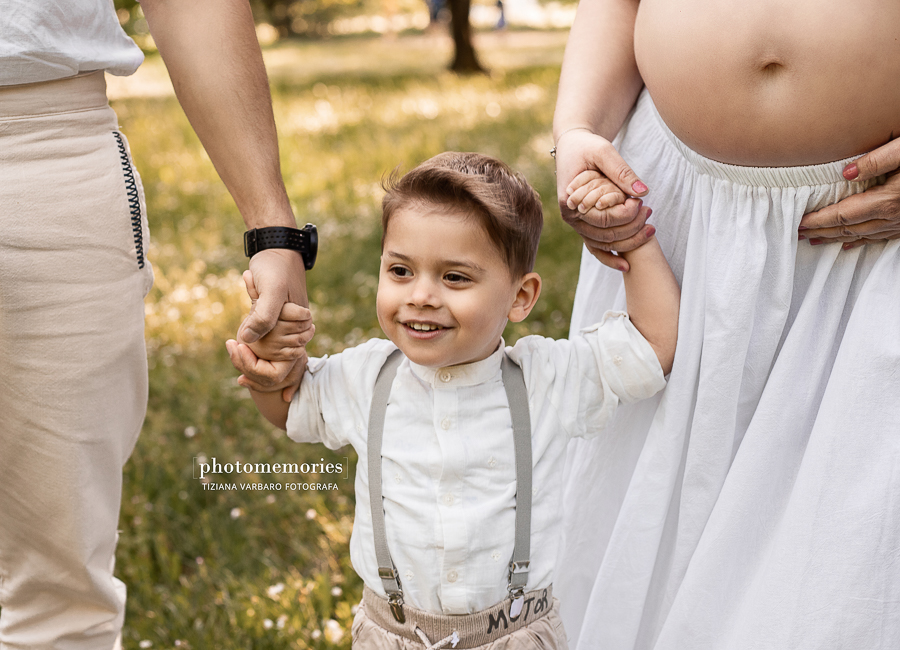 fotografo famiglia milano, servizio fotografico maternità monza