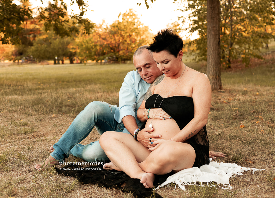 fotografie artistiche maternità, servizio fotografico maternity monza, book fotografico maternità monza, fotografo gravidanza monza