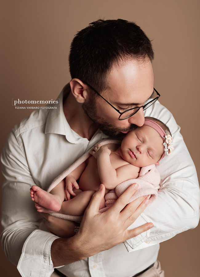 Fotografo bimbo 1 anno - Autentic Newborn And Family Photographer Torino  Cuneo.